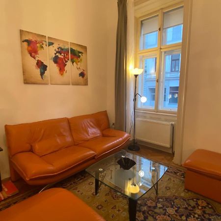 Charming Loft In Margareten District Of Bécs Kültér fotó